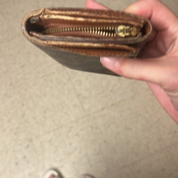 Authentic 1997 Louis Vuitton Monogram Porte-Monnaie Tresor Wallet - Picture 14 of 14